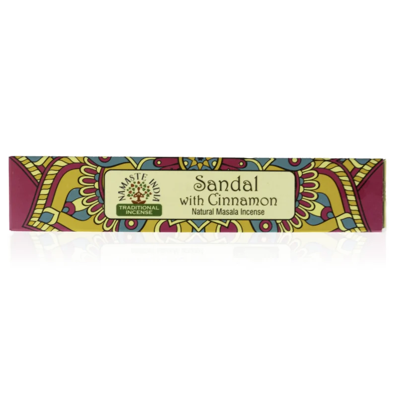 sandeltræ og kanel duftende røgelsespinde fra namaste med mandala print på emballagen
