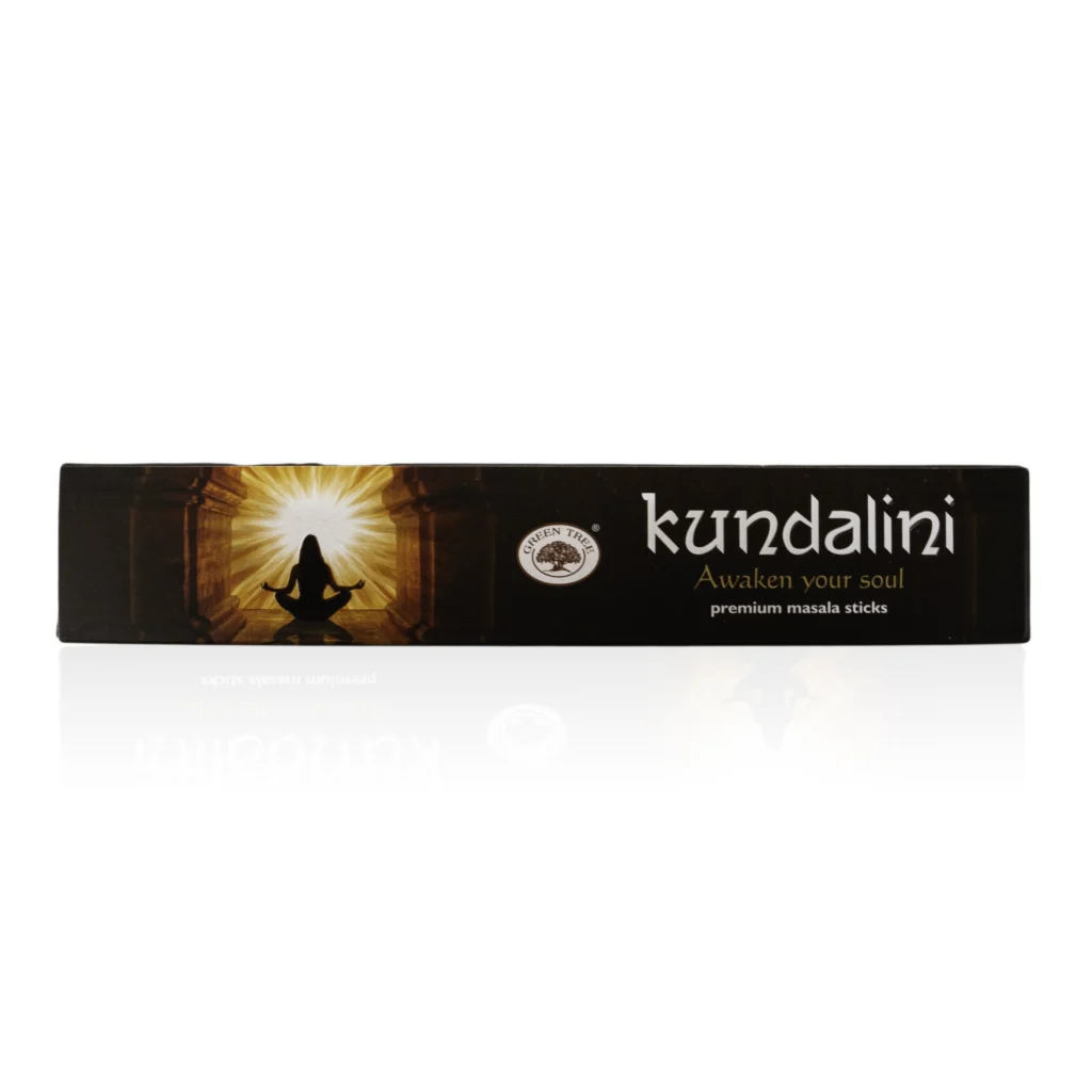 Kundalini røgelsespinde fra Green Tree I sort emballage med en person siddende og meditere oplyst i venstre side