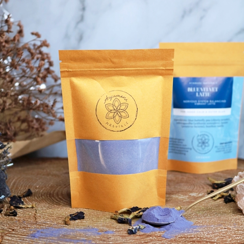 BLÅ FLØJLSLATTE | Blå Sommerfugleært Blend Latte