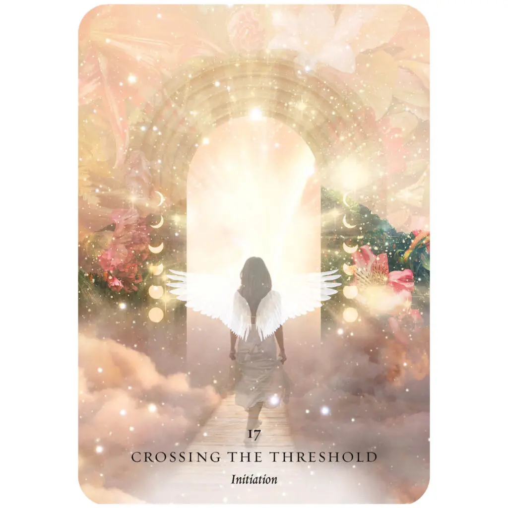 divine feminine archangel orakelkort pige går gennem port der lyser
