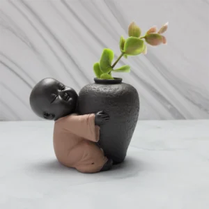 baby munk vase